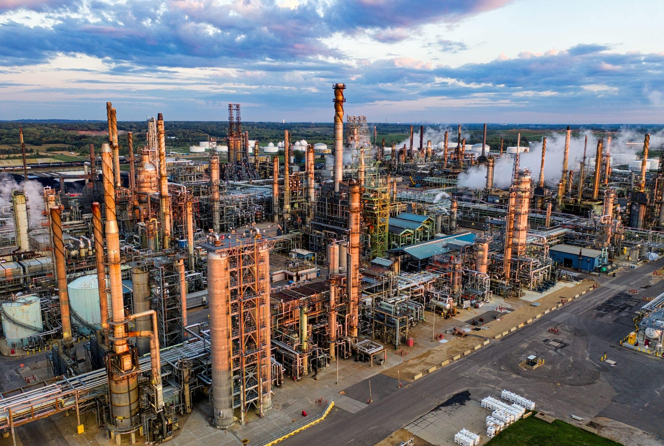 Aerial view of a refinery and petrochemical complex